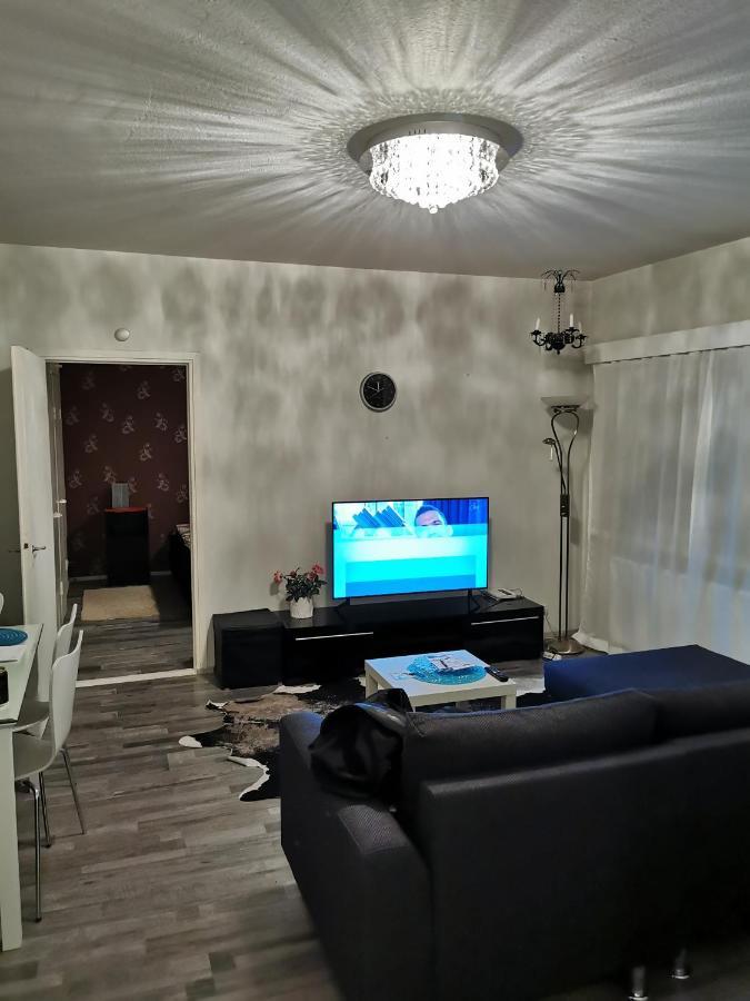 Anchor'S Nest Apartment โรวานิเอมิ ภายนอก รูปภาพ